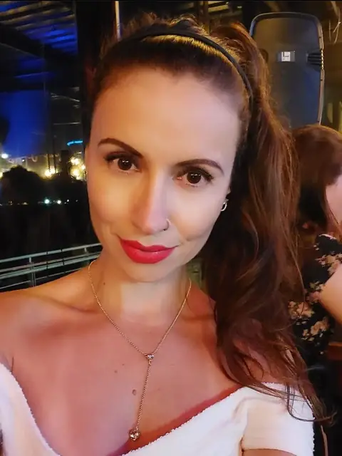Mia Louise FREE on OnlyFans