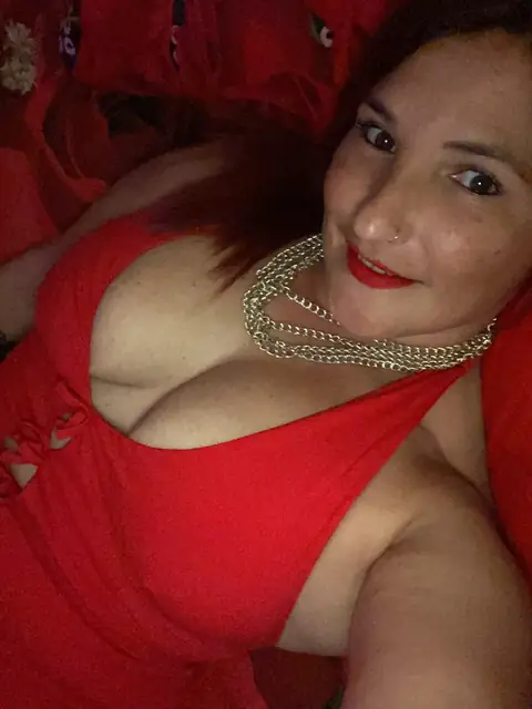 Luana tu diabla on OnlyFans