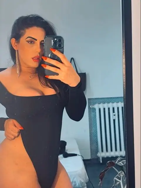 Myllena Vieira on OnlyFans