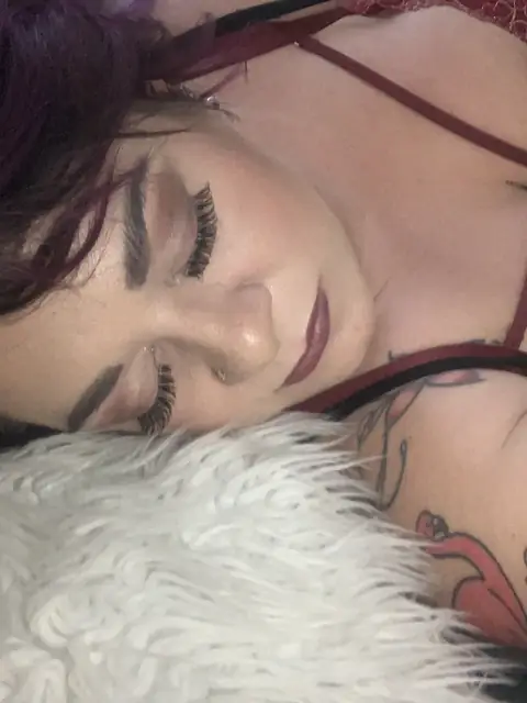Lady luscious 38G on OnlyFans