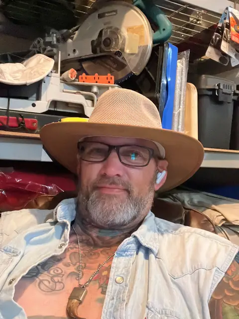 Justin T on OnlyFans