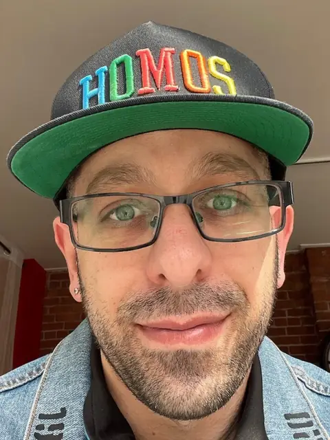 E k on OnlyFans