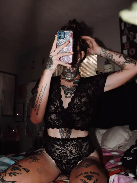 Hannahbabyxoxo on OnlyFans