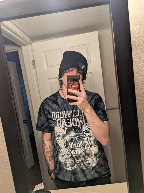 V on OnlyFans