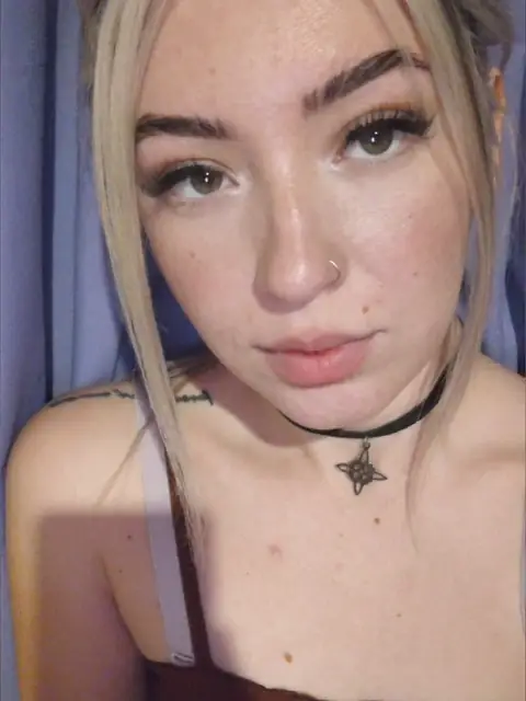 Lena on OnlyFans