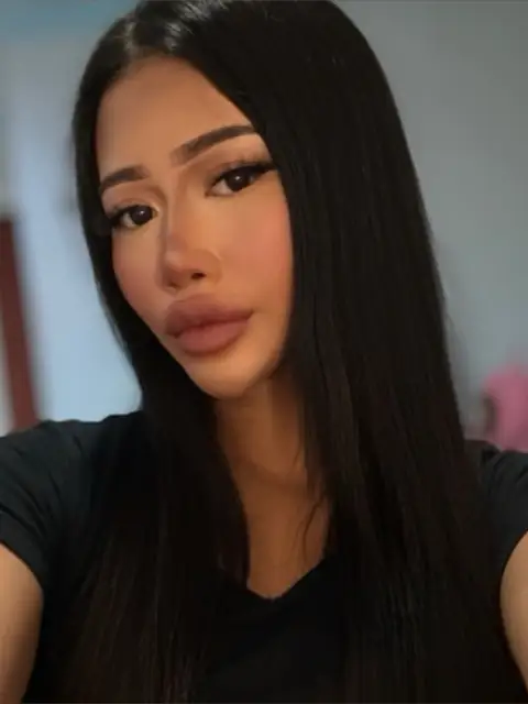 Zia OnlyFans profile