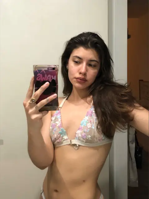 mikaa on OnlyFans