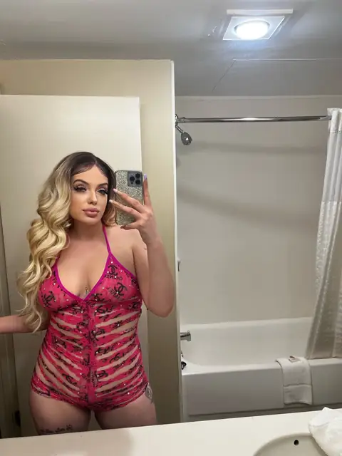 Sno White on OnlyFans
