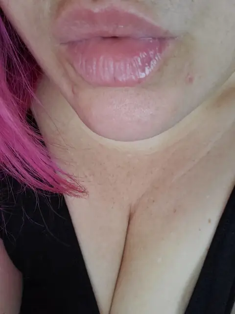 Melli on OnlyFans