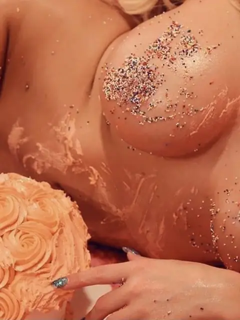 Lola on OnlyFans