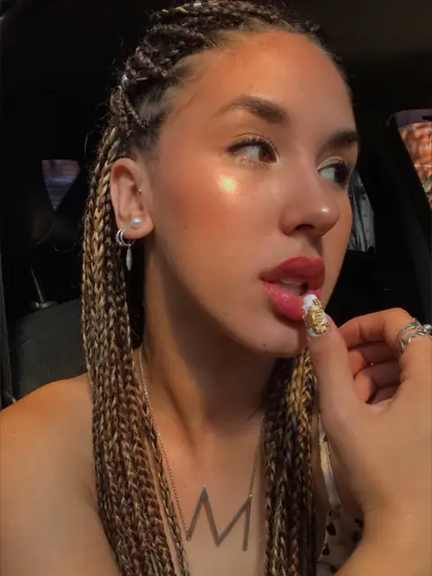 Molly42.0 on OnlyFans
