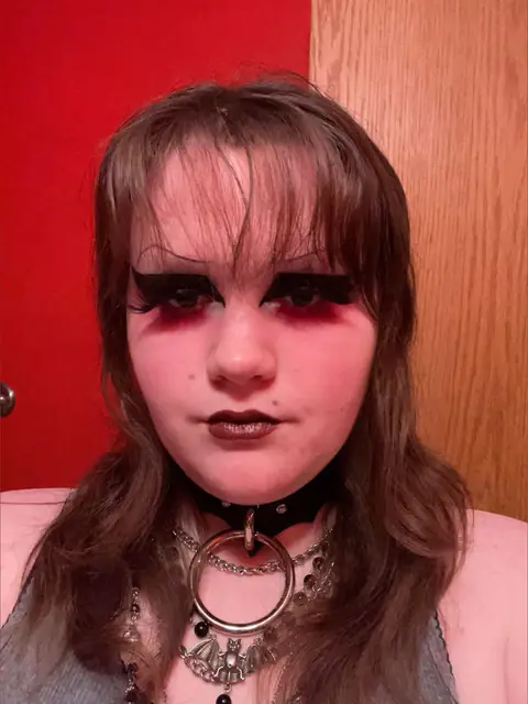 Useless_Succubi on OnlyFans