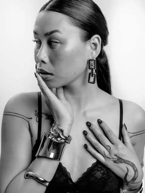 KiraZephyr on OnlyFans