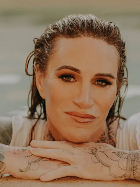 Sasha Jane Lowerson on OnlyFans