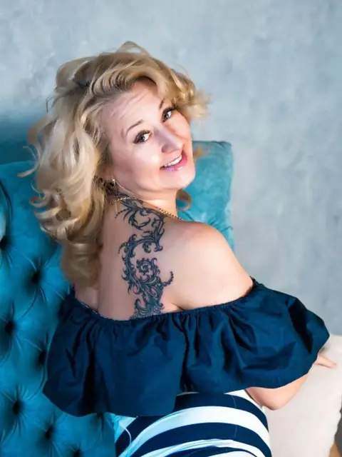 Lana Hot mommy on OnlyFans