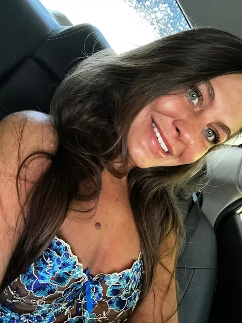 Layla Noel FREE on OnlyFans