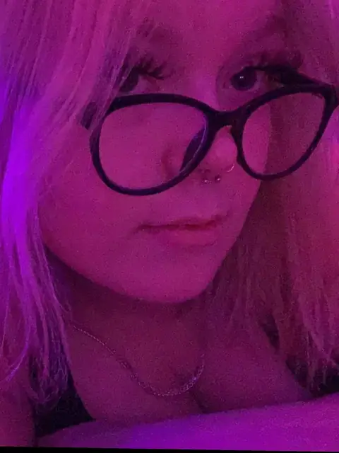 saaraida on OnlyFans