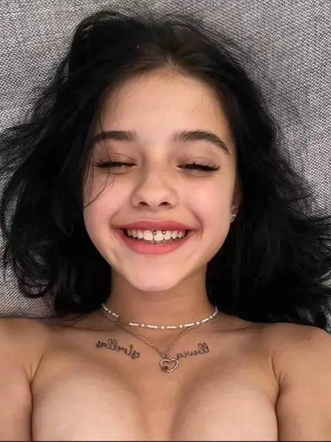 Leni OnlyFans profile