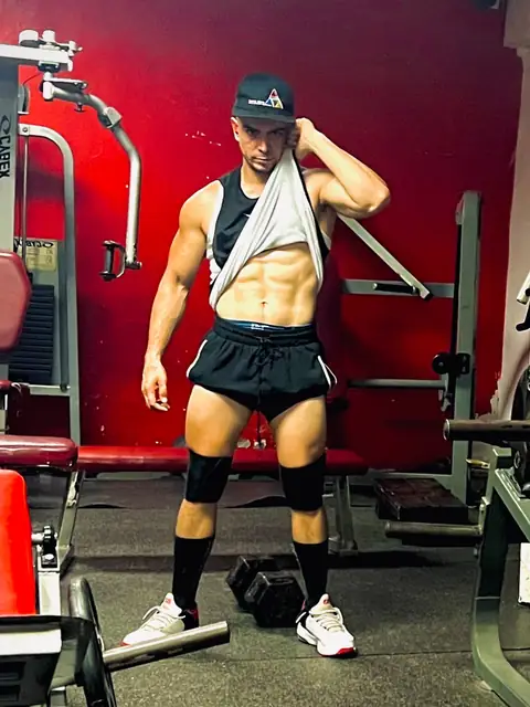 Leo Athletic on OnlyFans