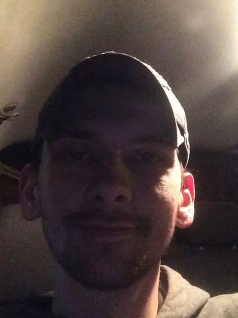 Robert Williams on OnlyFans