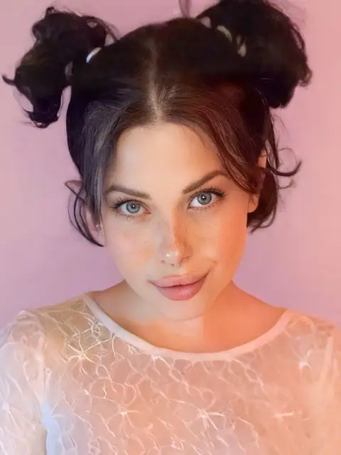 Lina Rey on OnlyFans