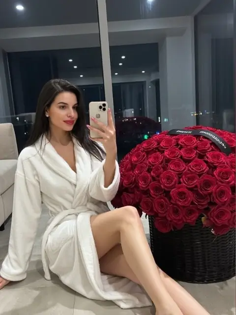 Sara on OnlyFans