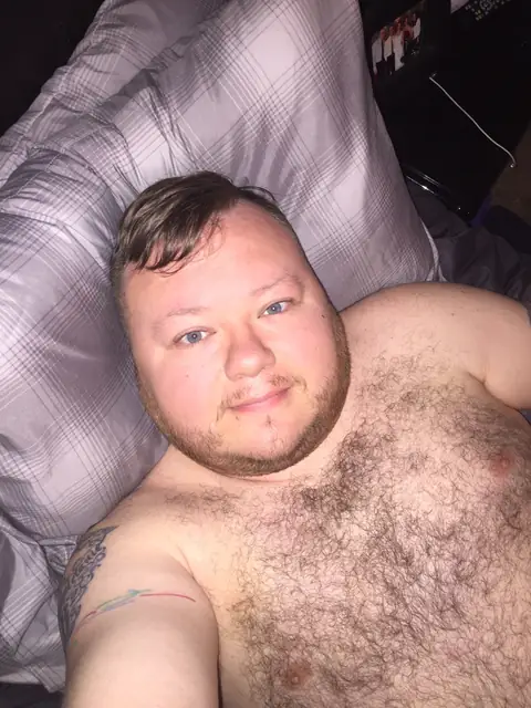 Hockeyguy613 on OnlyFans