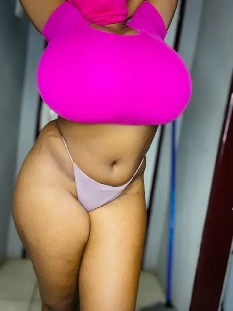 Milkshakethirst on OnlyFans