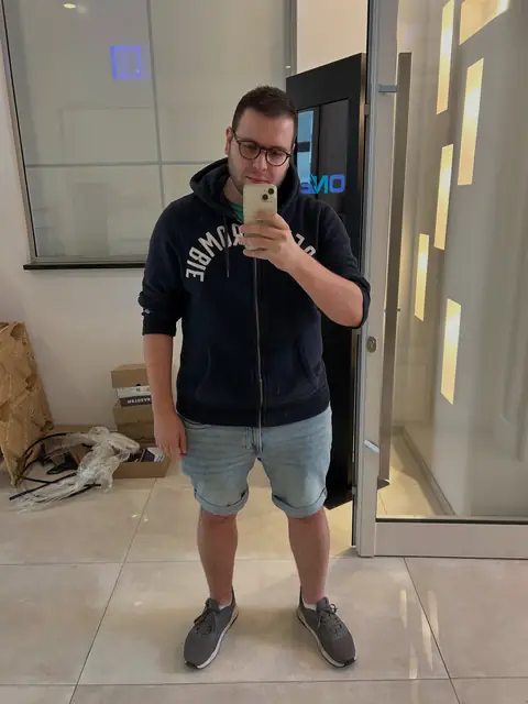 HotLover1995 on OnlyFans