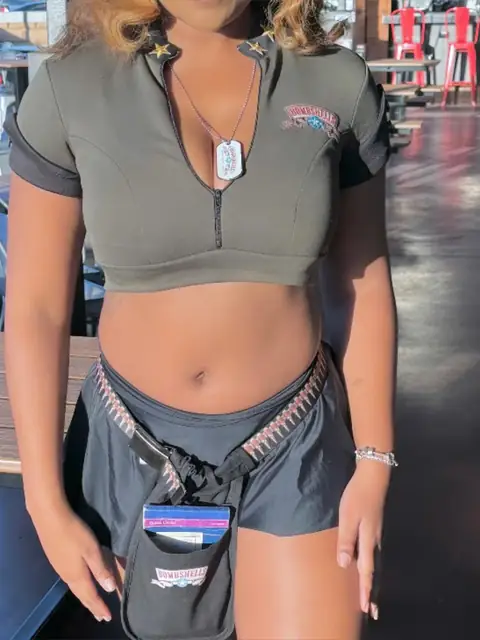 TwoTonePussy on OnlyFans