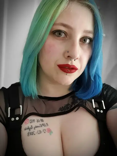 TiffanyBlueFree on OnlyFans