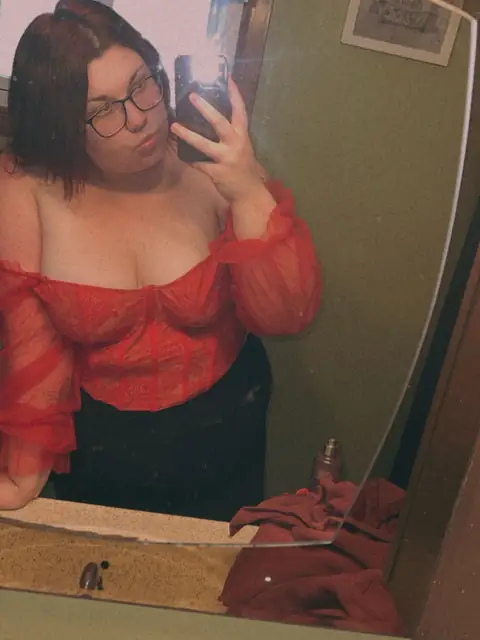 Sarah brown on OnlyFans