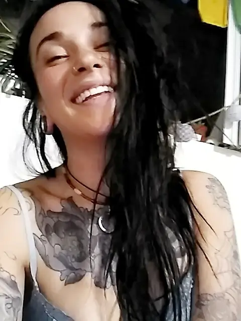 Riahpie on OnlyFans