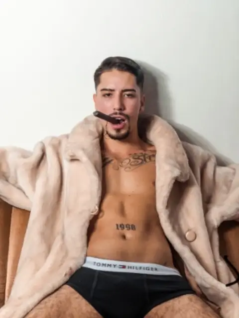 bruno paz FREE on OnlyFans