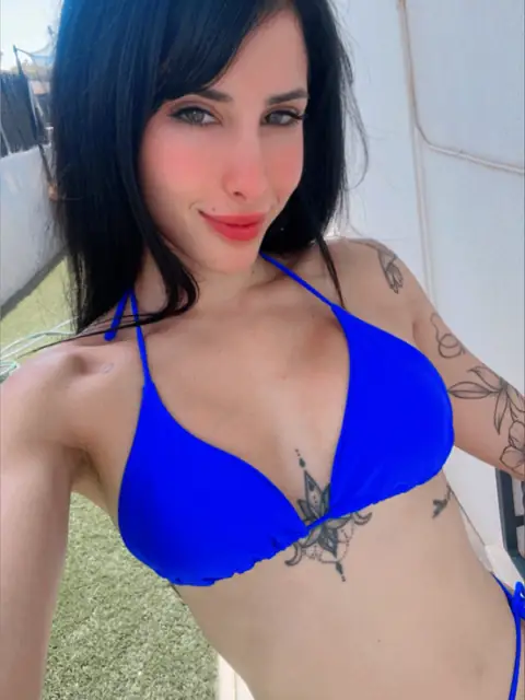 Karen De Lima on OnlyFans