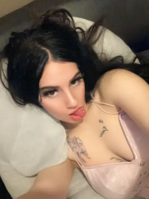 Kikii on OnlyFans