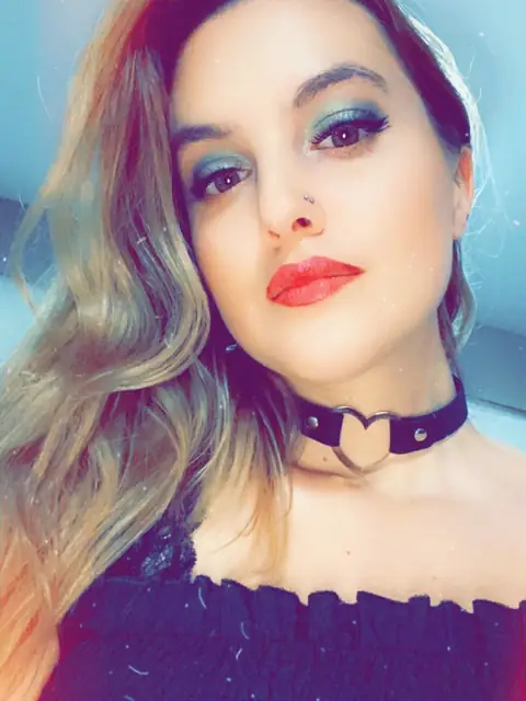 SEX KITTEN on OnlyFans