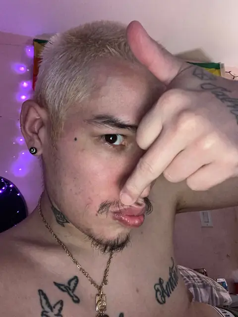 Salvador Ortiz on OnlyFans