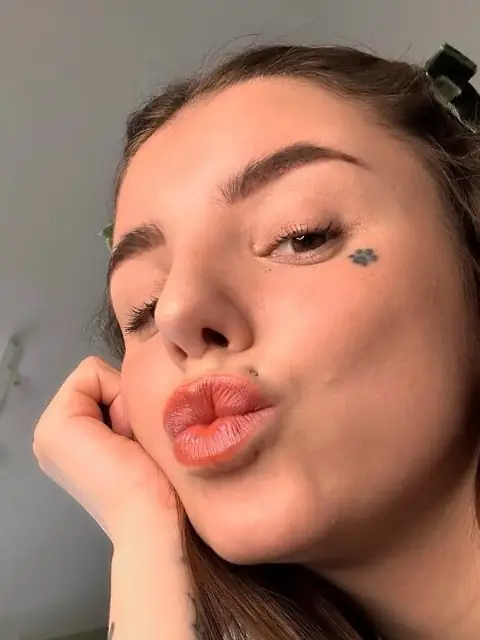 Lilydoll on OnlyFans