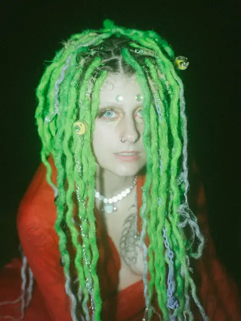 Lillyth on OnlyFans