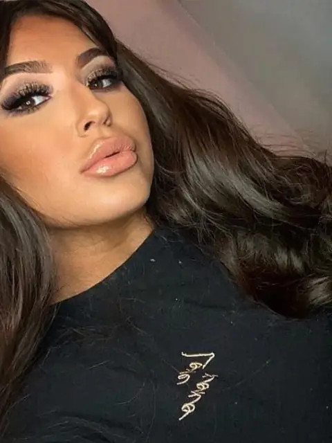 Sarah on OnlyFans
