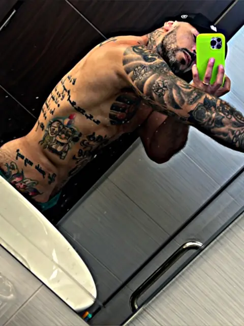 David Giraldo on OnlyFans