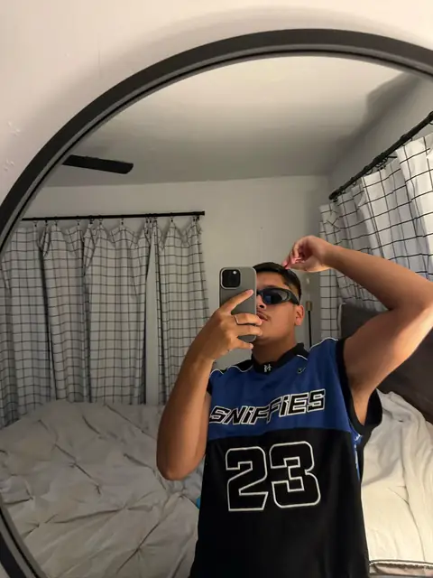 Uncut Tony on OnlyFans