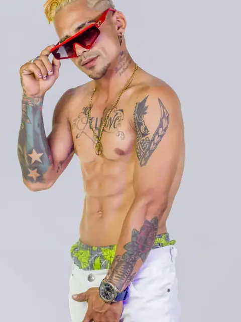 JeyR on OnlyFans