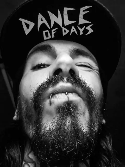 tatuadoboy on OnlyFans
