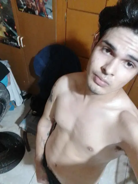 Alfonso Cruz on OnlyFans