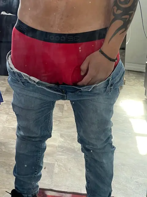 Martin Herrera on OnlyFans
