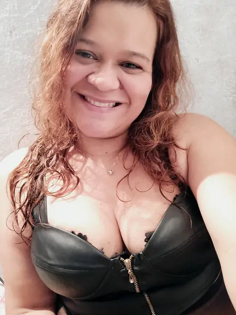 Alma Mar a on OnlyFans