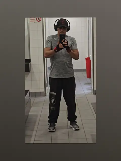 TonyUK on OnlyFans