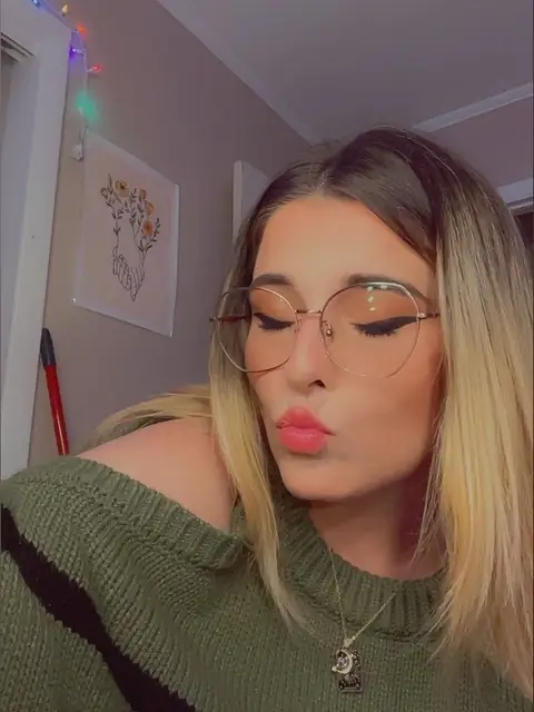 Ri on OnlyFans